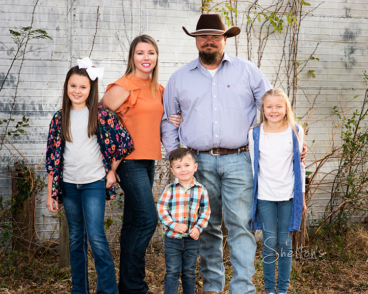 Jace and Heather Dunagan with their three children